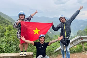 Private 3-Day Luxury Car Tour of Ha Giang Loop from Hanoi