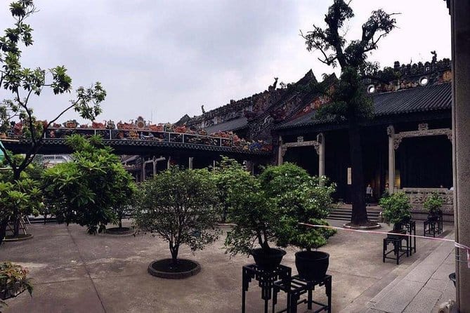 Private Half Day Guangzhou Tour by Metro with A Local Guide 8