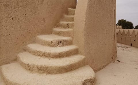 Small Group Day Tour of Al Ain City from Dubai