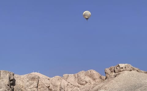 14 Days Egypt adventure GEM Nile sahara desert bus tour