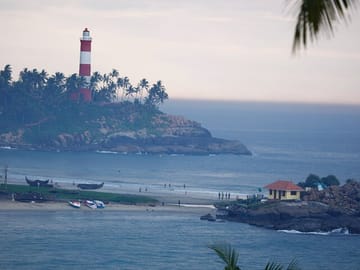 Private Day Tour of Trivandrum and Kovalam Highlights