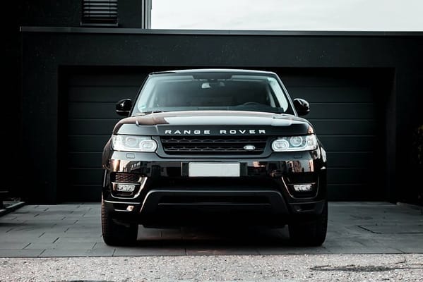 Zurich to Milan one way Private Transfer