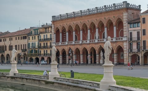 Private Walking Tour of Historic Padua, Italy