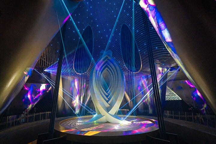 Touch the Sky: A View from the Shanghai Tower's 118th Floor