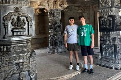 Hubli to Badami, Hampi, Belur, Halebedu, Mysore & Bangalore Tour