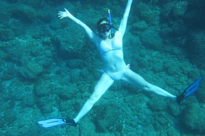 Snorkeling and swimming tour to the Poseidon's temple at Sounio cape photo 2