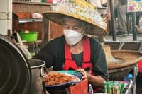 damnoen saduak floating market