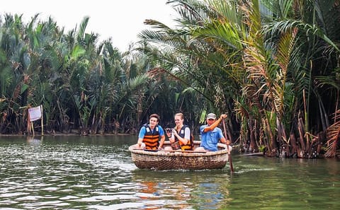 Cooking Class in Hoi An with Market Visit and Basket Boat Ride