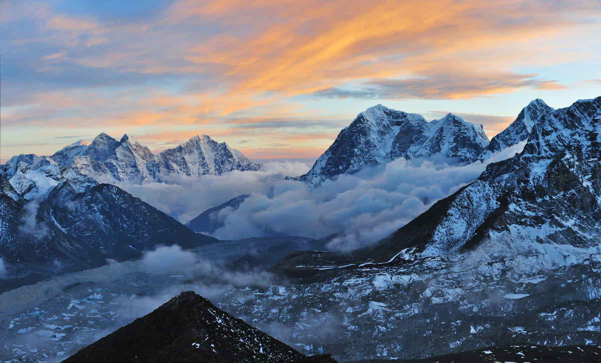 19 Days Mera Peak Climbing & Expedition – One Life-Changing Himalayan Adventure