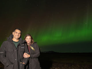 Northern Lights in Mini Bus with Local Pastries, Hot Chocolate, and Photos, photo 14