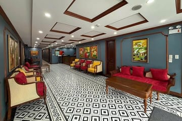 Luxury 2-Day Overnight Cruise in Halong Bay, Vietnam