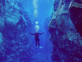 Deep Into the Blue - Silfra Diving from Reykjavík, photo 11