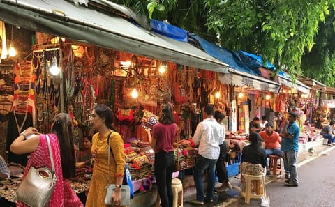 Private Textile Heritage Tour in New Delhi
