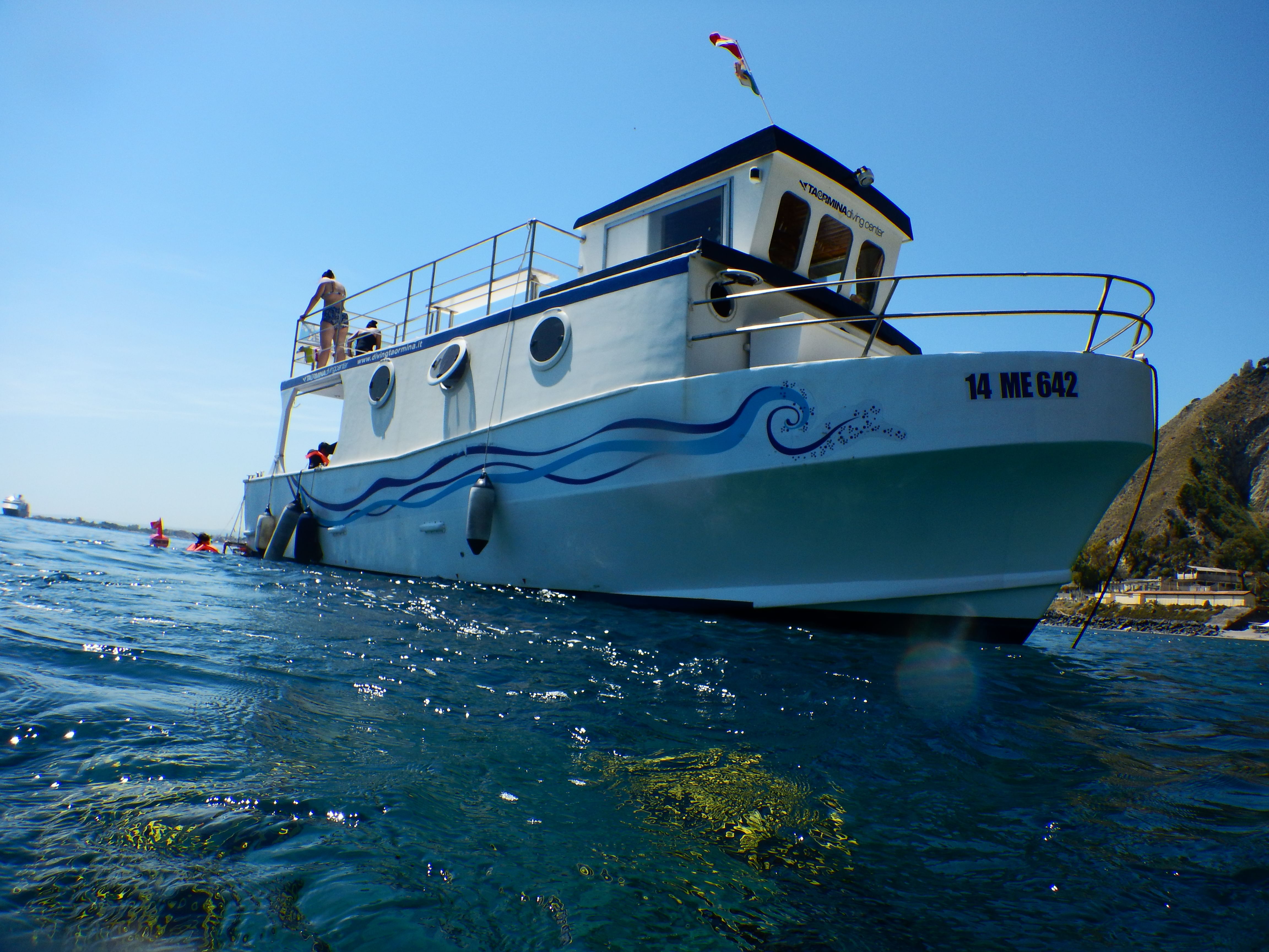 2 HOURS MINICRUISE ISOLABELLA WITH SNORKELING