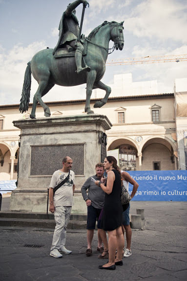 Tourists in Piazza Ss. Annunziata 