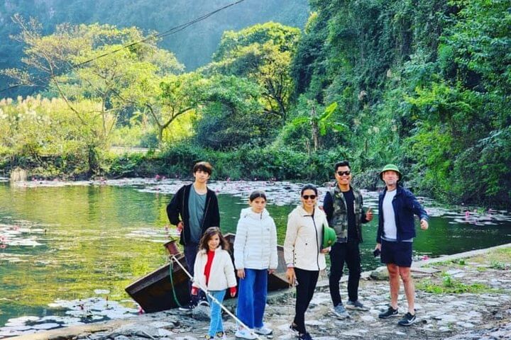 Ninh Binh Day Tour From Hanoi With Vietnam Army Jeep Experience