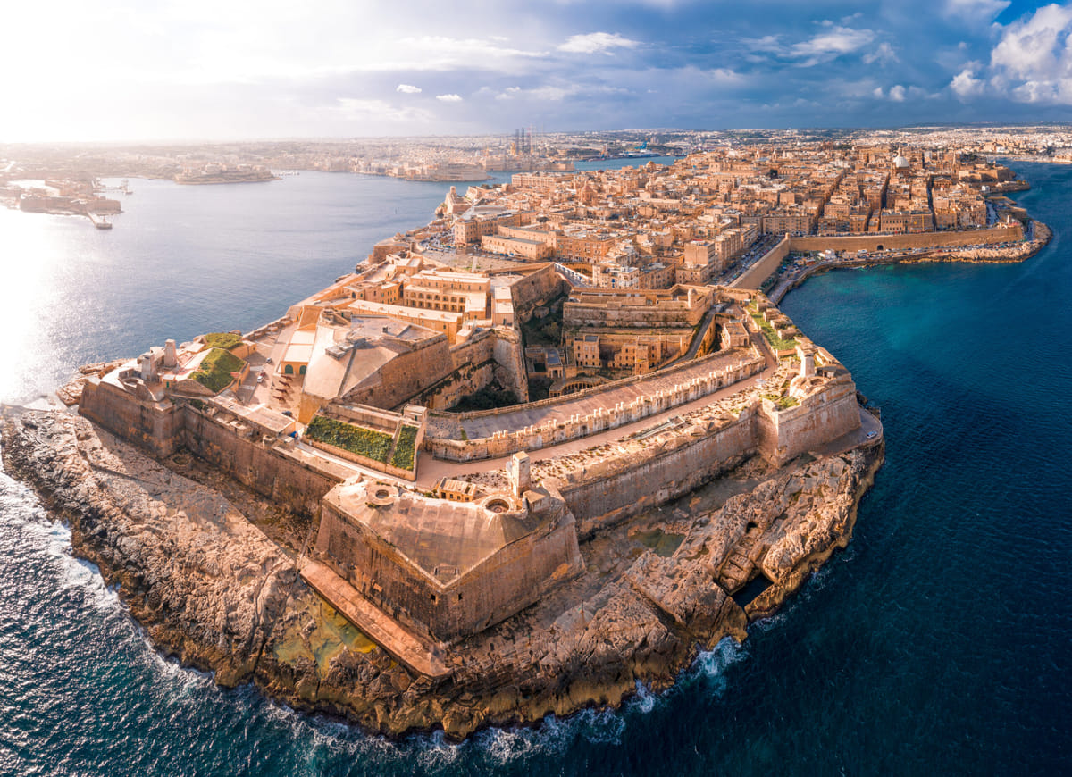 Afternoon Valletta Harbour Cruise and Free Time In Sliema (Including Guide and Transport)