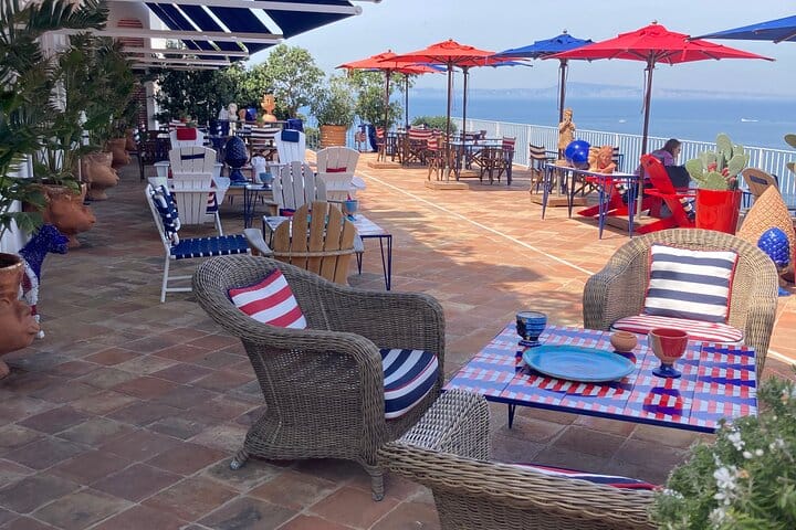 Sightseeing Tour of Napoli