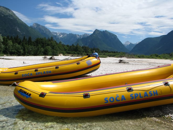 FULL DAY RAFTING WITH A PICNIC ON SOČA RIVER 10
