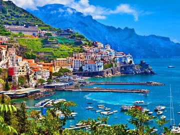 Amalfi Coast Day Trip from Naples: Explore Positano and Amalfi
