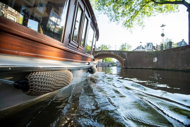 Amsterdam Breakfast Cruise on Private Luxury Boat  6