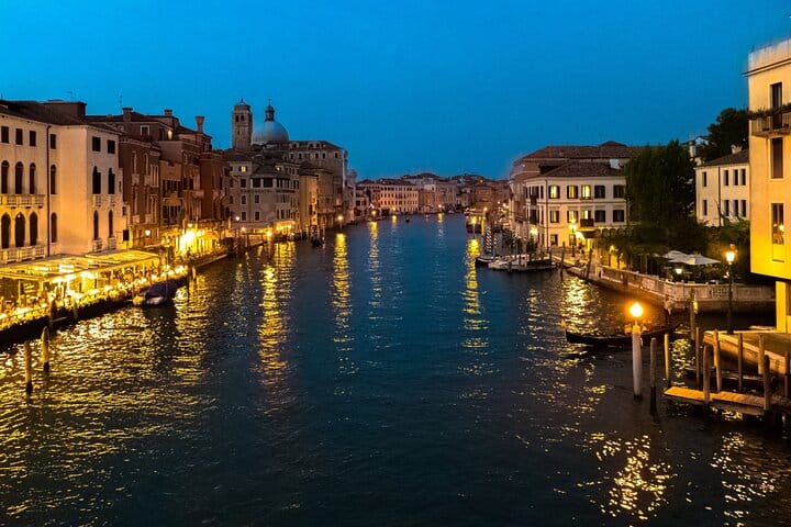 Venice by Night: Highlights & Hidden Gems Tour