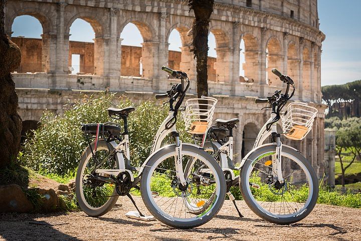 Rome E-Bike Adventure: Explore the Eternal City at Your Own Pace