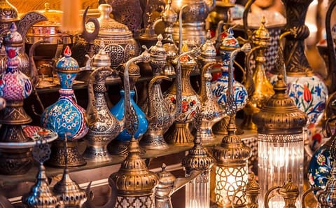 4-Day Istanbul Tour with Dinner Show and Turkish Bath Experience