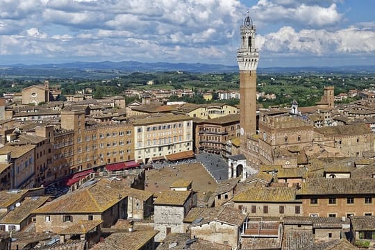 Siena Private Walking Tour With A Professional Guide