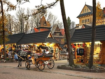 Krakow: Zakopane Tour with Hot Bath Pools and Hotel Pickup