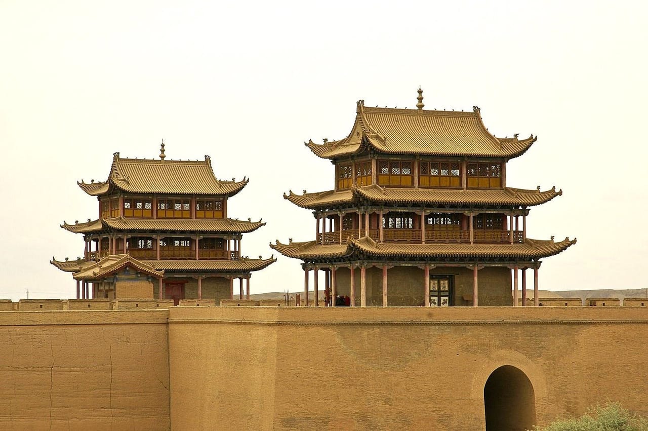 Private Jiayuguan Day Tour to Jiayuguan Fort, Overhanging Great Wall and More 2