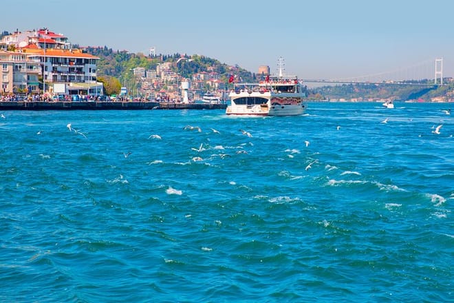 Bosphorus Boat Cruise & Two Continents Tour with Lunch 8