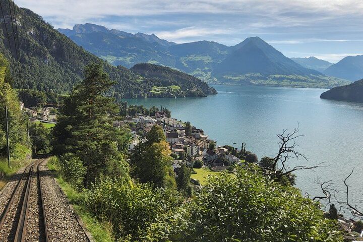 4 Days Swiss Alps Tour Zermatt, Jungfrau Region and Hidden Gems