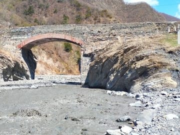 Ulu bridge-Gakh-Ilisu-Sheki tour-Qax tour-Georgian Azerbaijan tour
