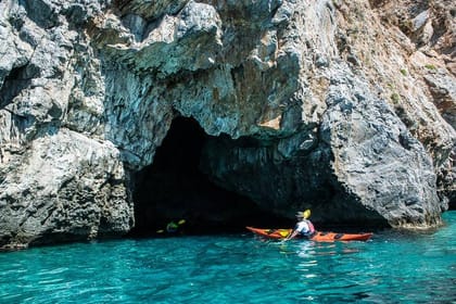 8-Day Adventure Tour: Rock Climbing and Kayaking in Crete