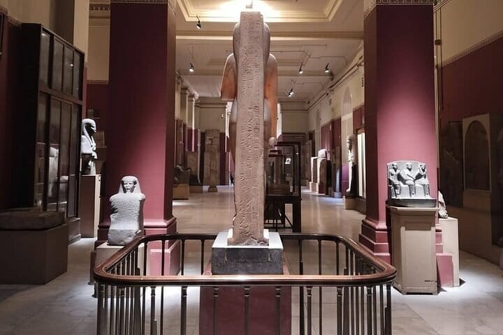 Cairo By Bus – Pyramids, Sphinx &Egyptian Museum,Lunch – Hurghada