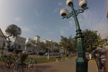 Guided Bike Tour of Miraflores and Barranco in Lima