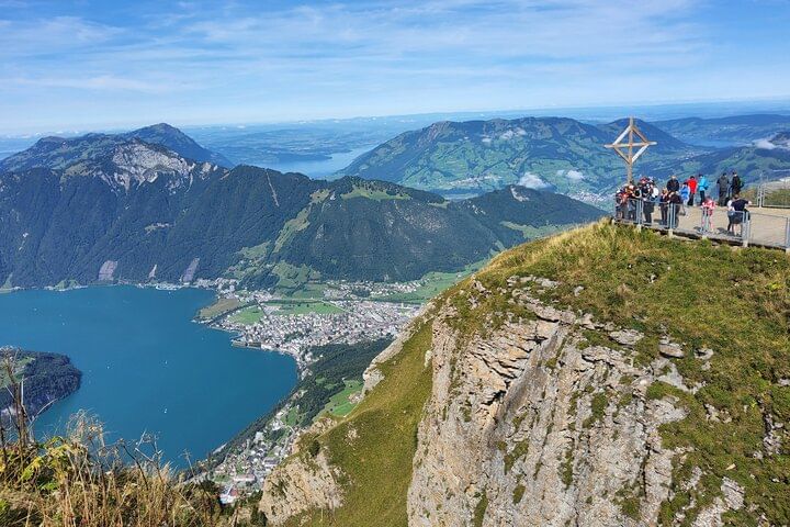 4 Days Swiss Alps Tour Zermatt, Jungfrau Region and Hidden Gems