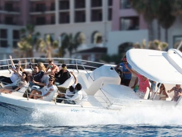 Speedboat Day Trip to Comino and Blue Lagoon from St. Julian's
