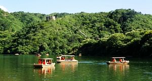 2024 Beijing Private Tour: Visit Huanghuacheng Water Geat Wall with Chartered Boat and Olympic Stadiums