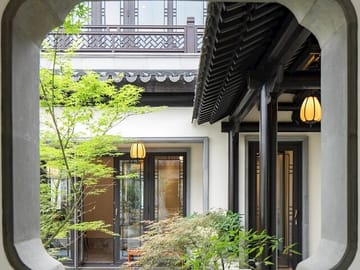 4-Hour Shanghai City Private Flexible Tour in Your Way