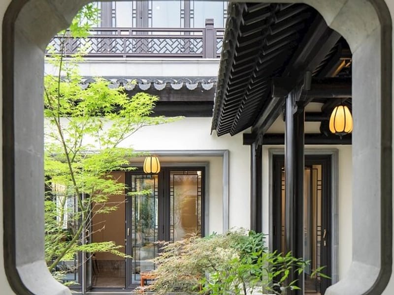 4-Hour Shanghai City Private Flexible Tour in Your Way
