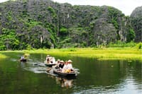 Tam Coc boat ride