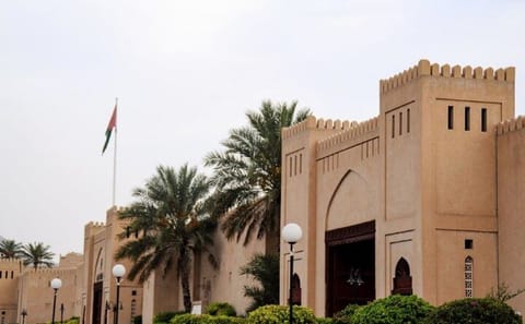 Private Day Trip from Muscat to Nizwa and Jabal Shams