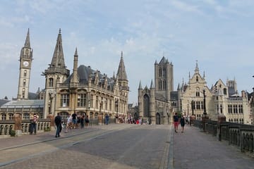 Private Walking Tour of Ghent: Gravensteen and City Hall