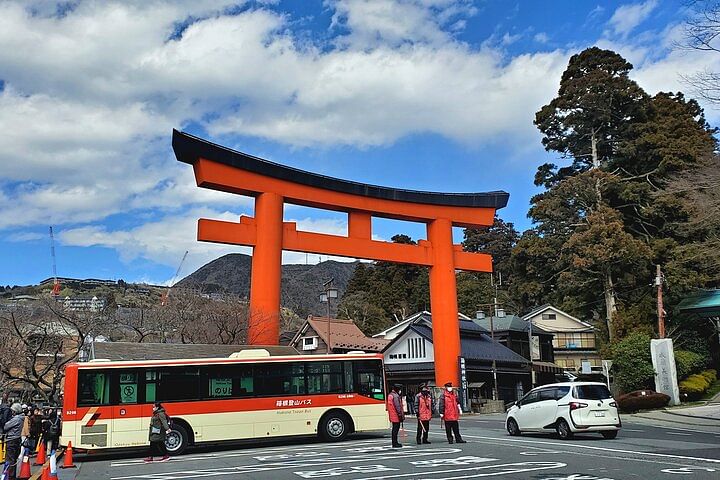 Full Day Private Guided Tour Mt. Fuji and Hakone