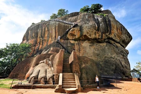 Sri Lanka Full Circle 4-Day Private Tour