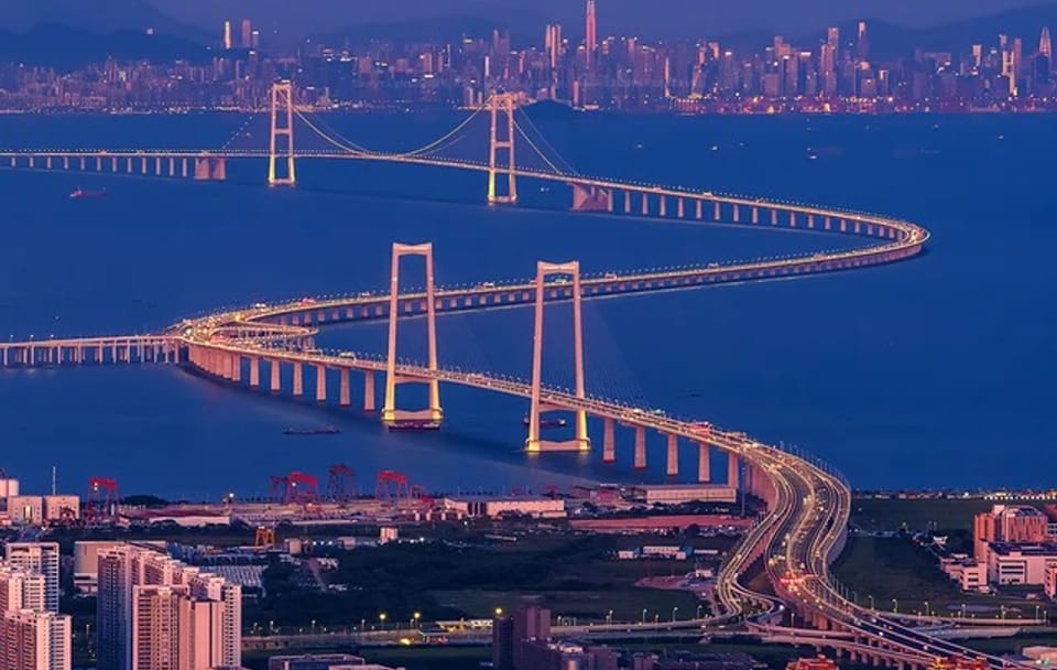 Private Day Tour of Shenzhen from Hong Kong with Border Guide