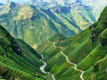 Ha Giang Loop 3 Days Motorbike Tour: Self Driving or Easy Rider
