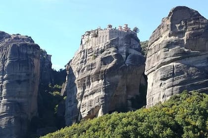Full Day Tour to Meteora and Vergina From Athens Including Dinner
